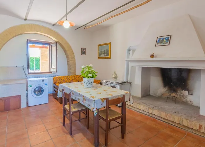 Vakantiehuis Borgo Agrituristico Il Pino-1 By Interhome