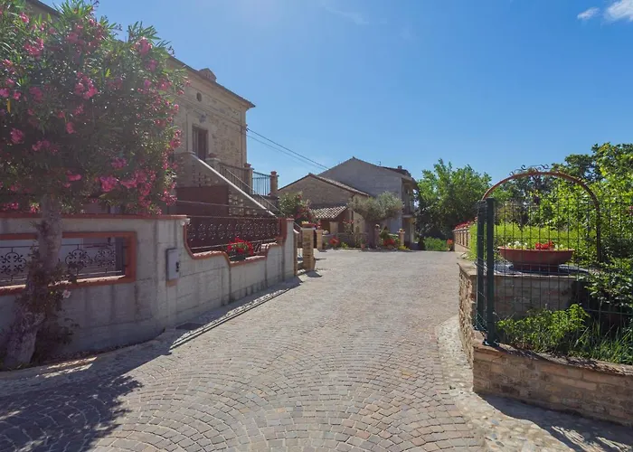 Borgo Agrituristico Il Pino-1 By Interhome Casa de Férias Crecchio