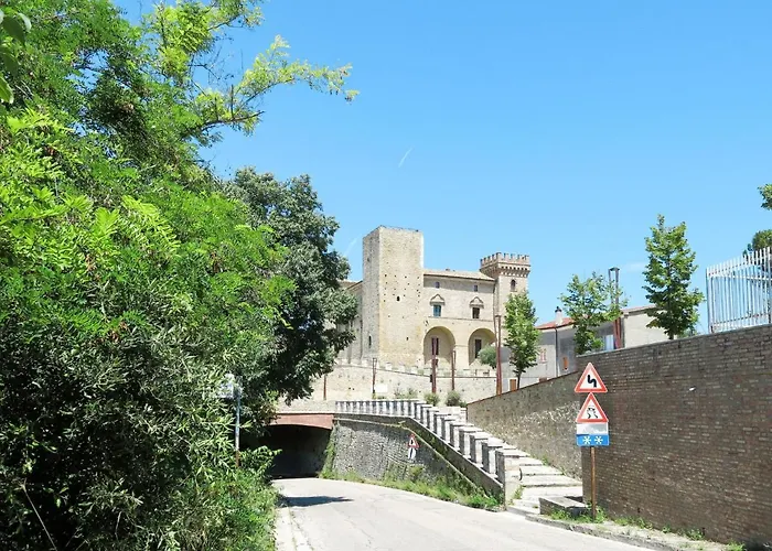 Vakantiehuis Borgo Agrituristico Il Pino-1 By Interhome Crecchio